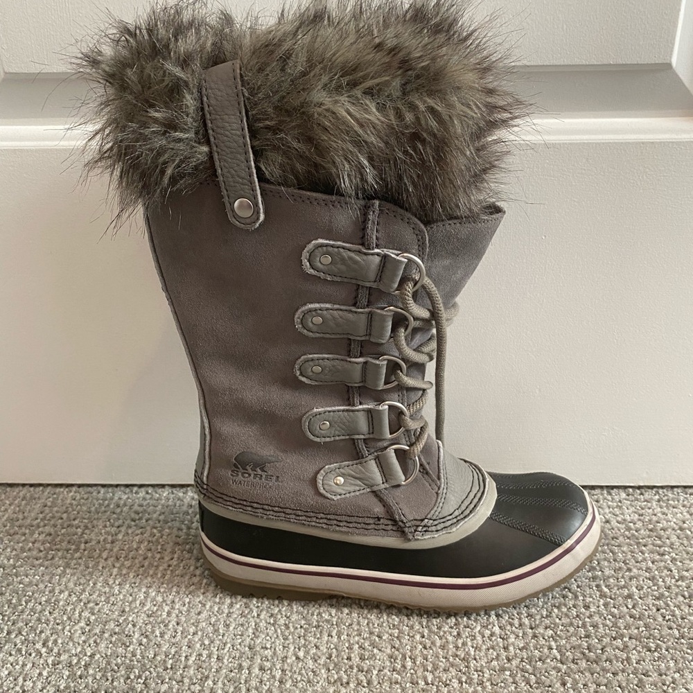 Sorel Joan of Arc Snow Boot - women’s US 7.5